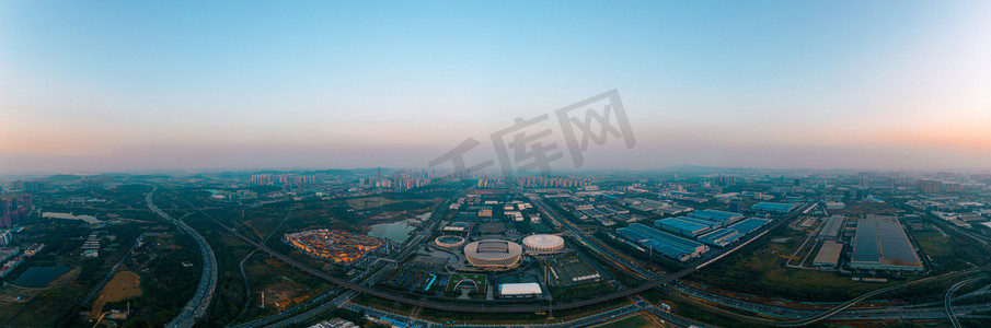 南方阴雨持续体感湿冷 北方冷空气又将来袭.